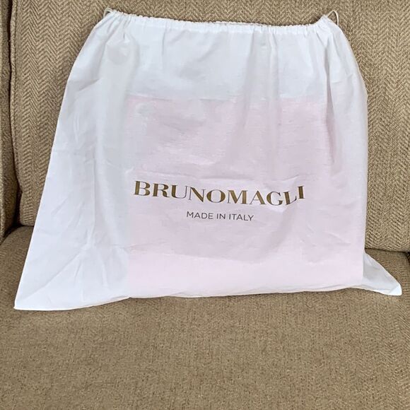 BRUNOMAGLI SMOOTH LEATHER CHAIN EXPANDABLE TOTE - RED - Picture 3 of 12